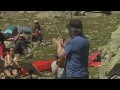 Capture de la vidéo I Suoni Delle Dolomiti - Trekking Con Mario Brunello E Isabelle Faust