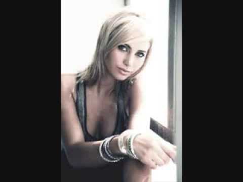 Charlize Berg – Run