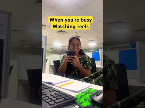 When you’re busy watching reels in the office 😂😂😂#ytshorts #comedy #chillmoments #funny #shorts
