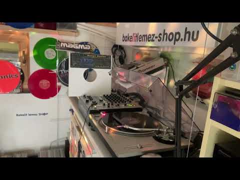 Mango Maniax — Mango Maniax - Hit The Floor (Original Club Version)