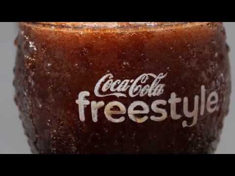 ．可口可樂 Freestyle 新式自動售貨機：玩轉可再次充裝的智慧瓶子