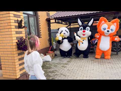 +79260548373 Поздравление от ростовых кукол Чехов, Подольск, Серпухов Зайчик, Лисенок и Панда 🦊