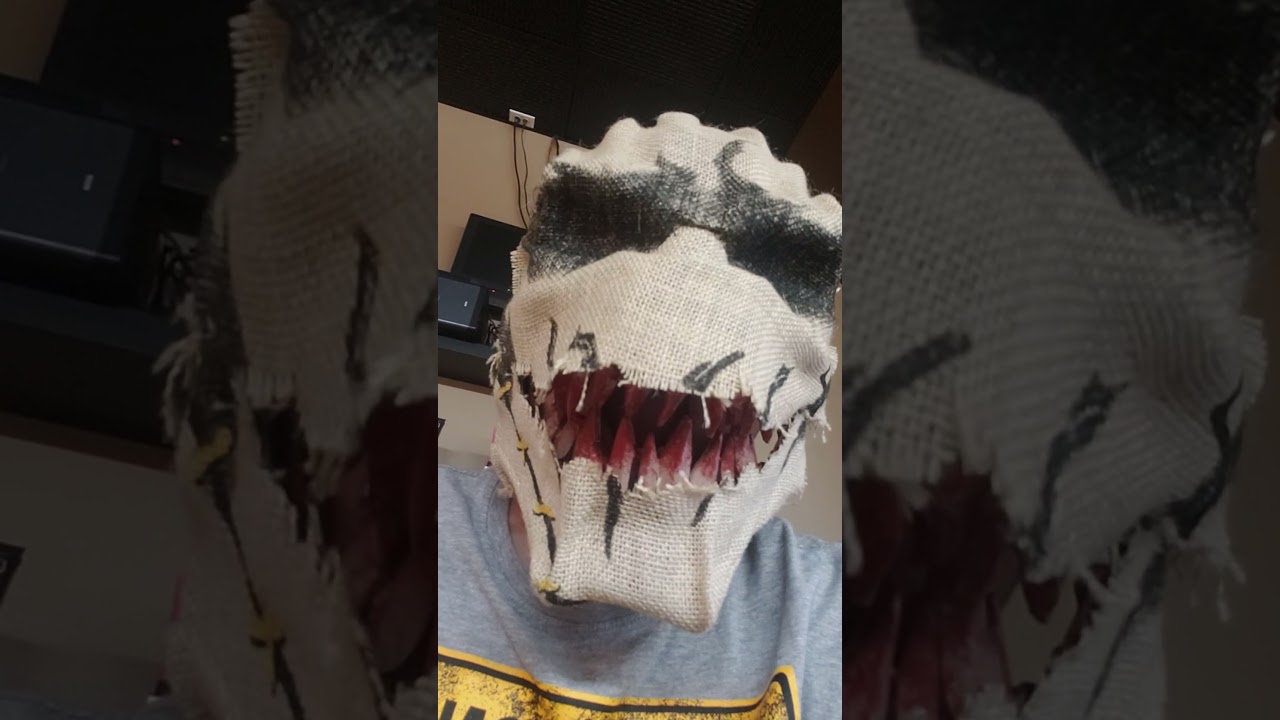 my new scarecrow mask