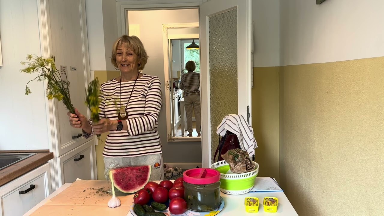 Ходила в магазин за овощами, мои покупки и про два блюда с арбузом.