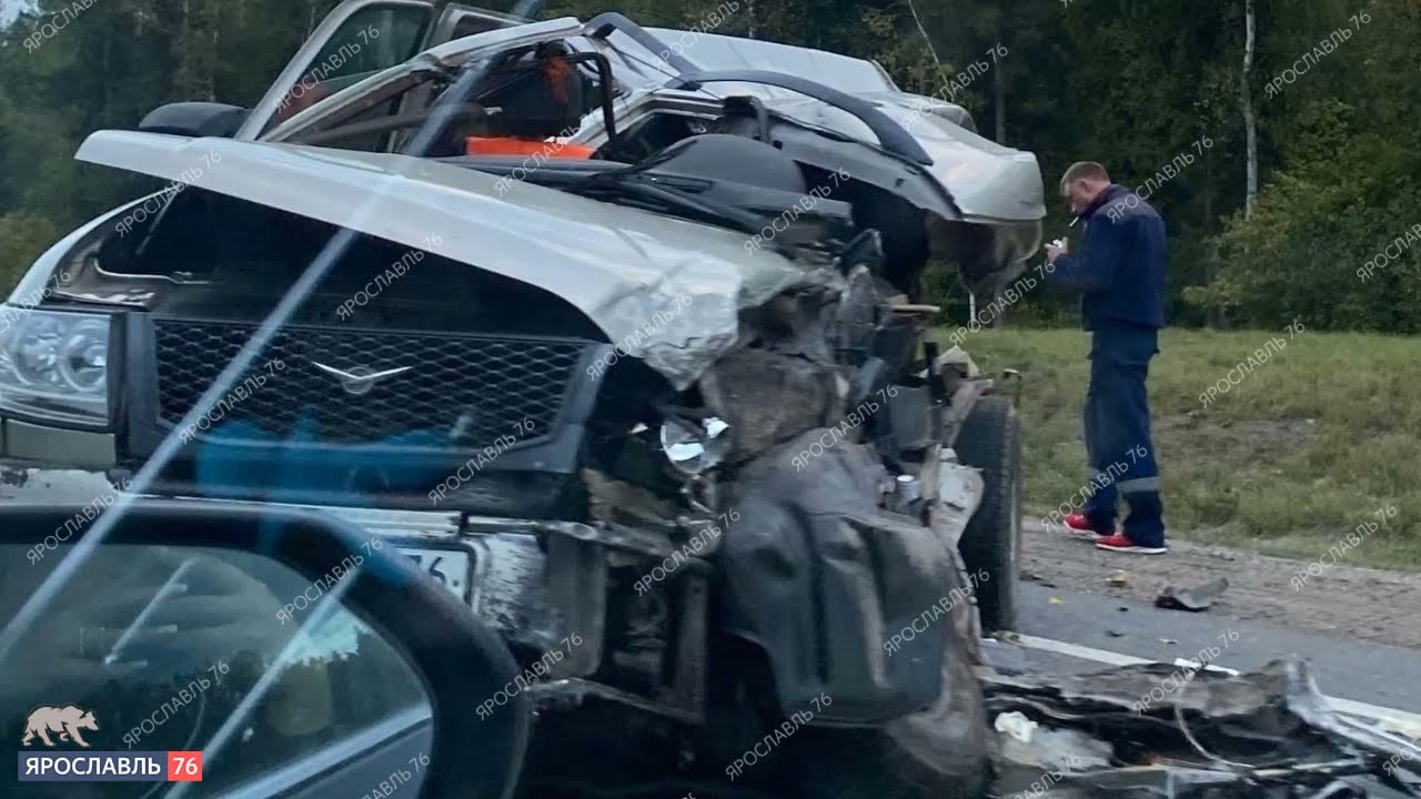 Смертельная авария с экскурсионным автобусом и УАЗом в Переславском ...