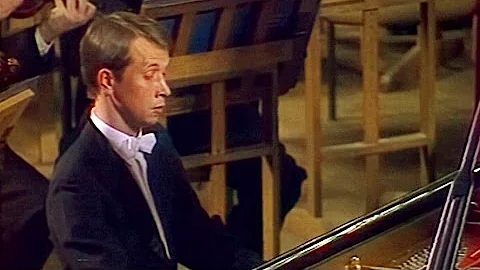 Mikhail Pletnev plays Rachmaninoff - Rhapsody on a...