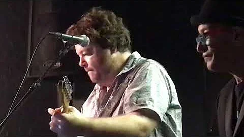 Tim Cardona , alivenkickin duo, aint no sunshine