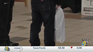 Online sales drive holiday shopping to start earlier
