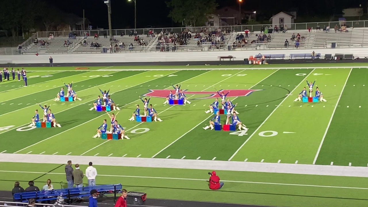 Henderson High School Majorettes! Halftime performance of “Back in