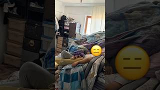 Mülteci̇ Evi̇nden Pardon Sözde Ofi̇slerden Bi̇r Kare -