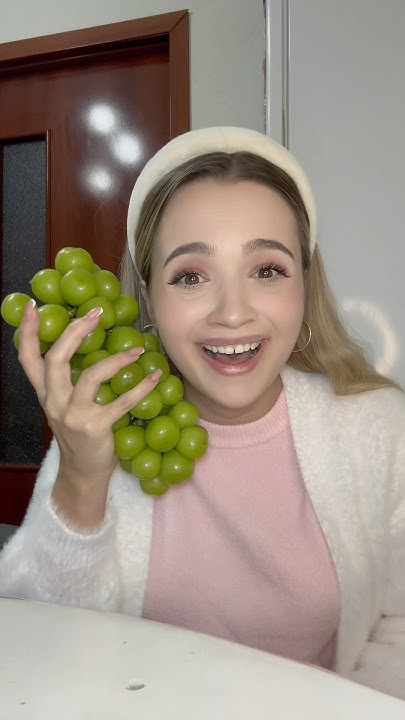 Шайн мускат виноград 🍇 #shainmuscat #mukbang - YouTube