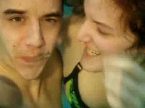 Under Water Kiss