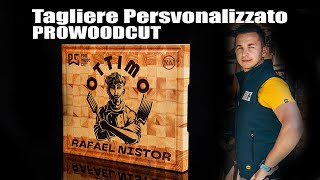 Tagliere Personalizzato Di Rafael Nistor Controfibra Con Intarsio Prowoodcut. Tagliere Artigianale