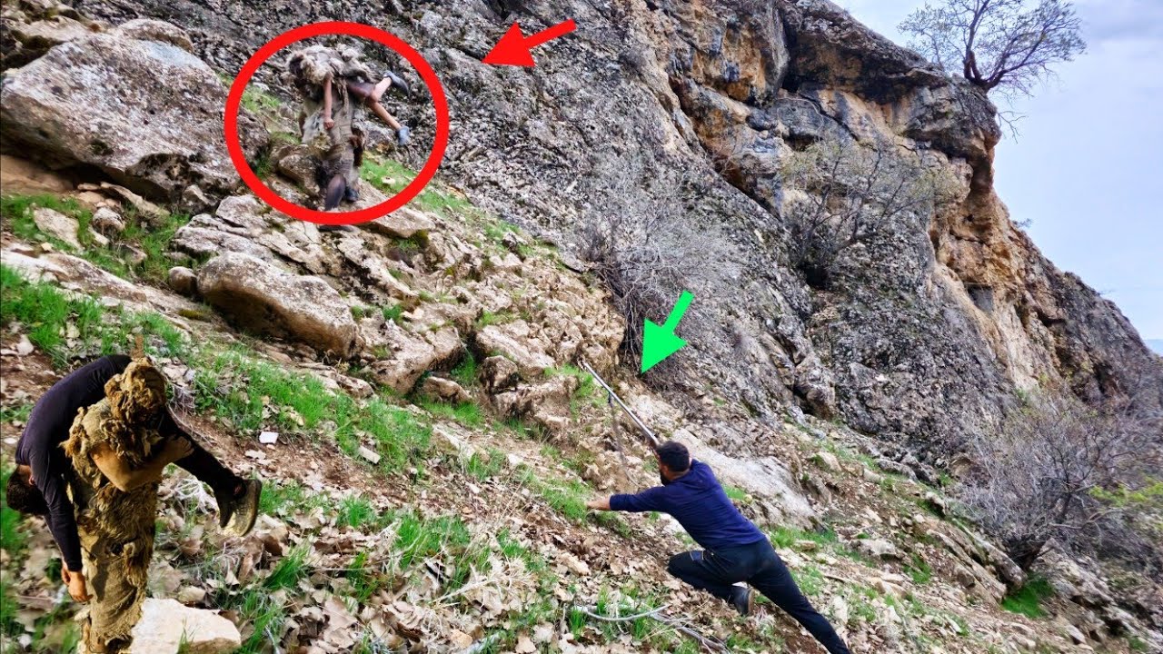 A life-and-death battle in the mountains:An attempt to save Zahra from the cave-dwelling giant.