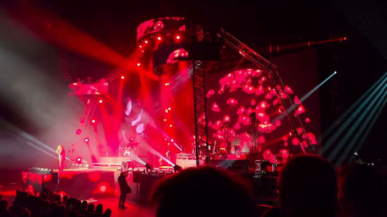 Koncz Zsuzsa, Még 1 aréna - Rohan az idő (2025.10.18 - Aréna)