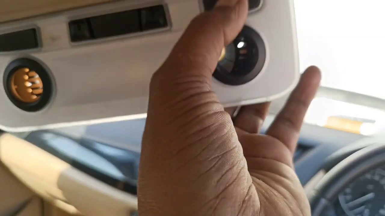 How to remove BMW front roof lamps/bmw dome light removal YouTube