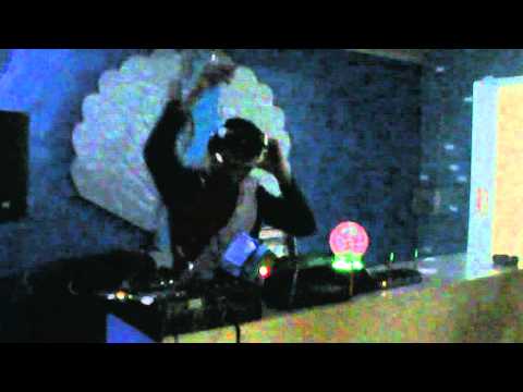 DJ Sasà Esposito in " quando la musica è vita"!.MPG