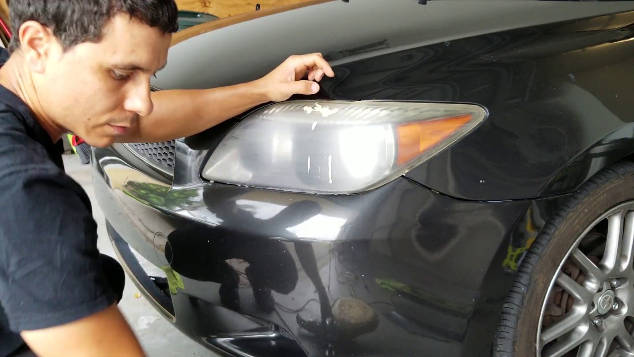 How dealerships restore/detail yellow headlights in 10 minutes! YouTube