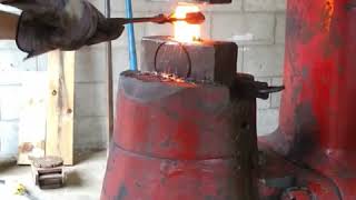 Upsetting 1.75 round stock with 250lb little giant power hammer