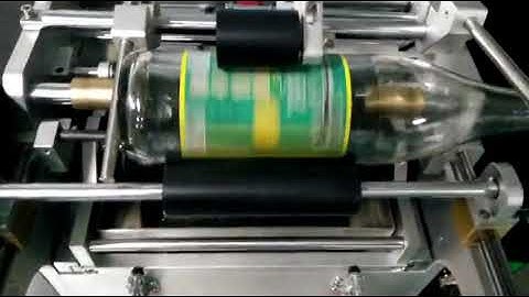 Semi-automatic wet glue labeling machine