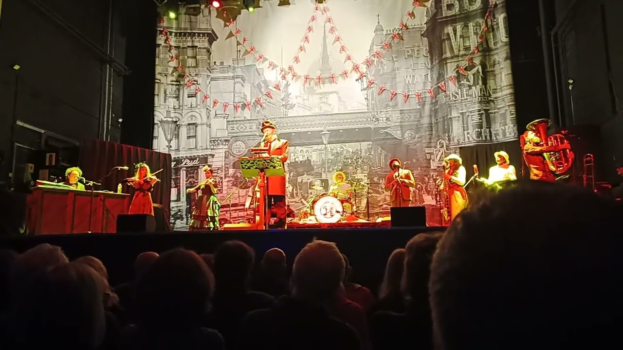 Joe Jackson/ Max Champion. I'm Never My Best In The Morning. Glasgow 041024