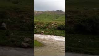 Yağmur ve kar sularının erimesi Dereleri coşturdu