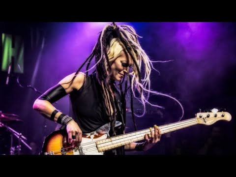 Ampeg SVT Time Live with Tanya O’Callaghan