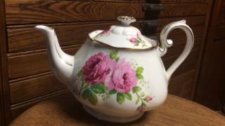 American Beauty Royal Albert Teapot vintage Strathroy antique mall