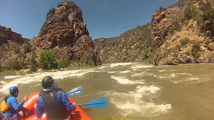 Gunni Gorge 9000cfs - Boulder Garden & Paddle Keeper