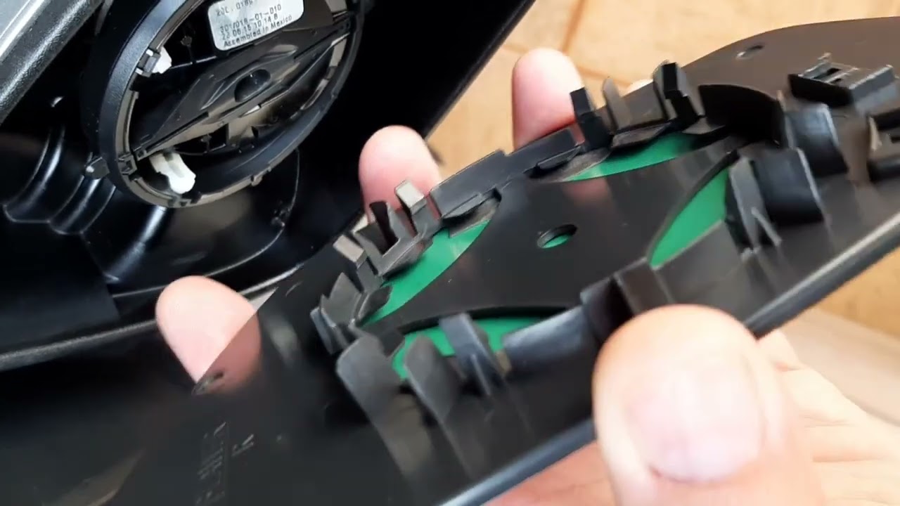 Retrovisor Ka 2016 trepidando e como trocar a lente