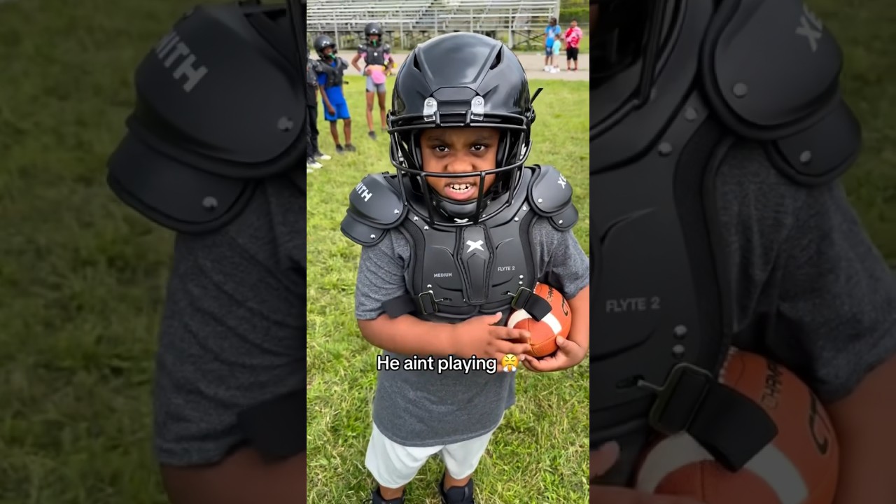 ⁣Thought bro was about to do some damage 😭 (highland_park_jets/IG) #shorts #football #kids #funny