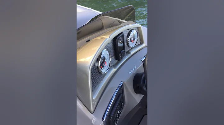 Pontoon Boat