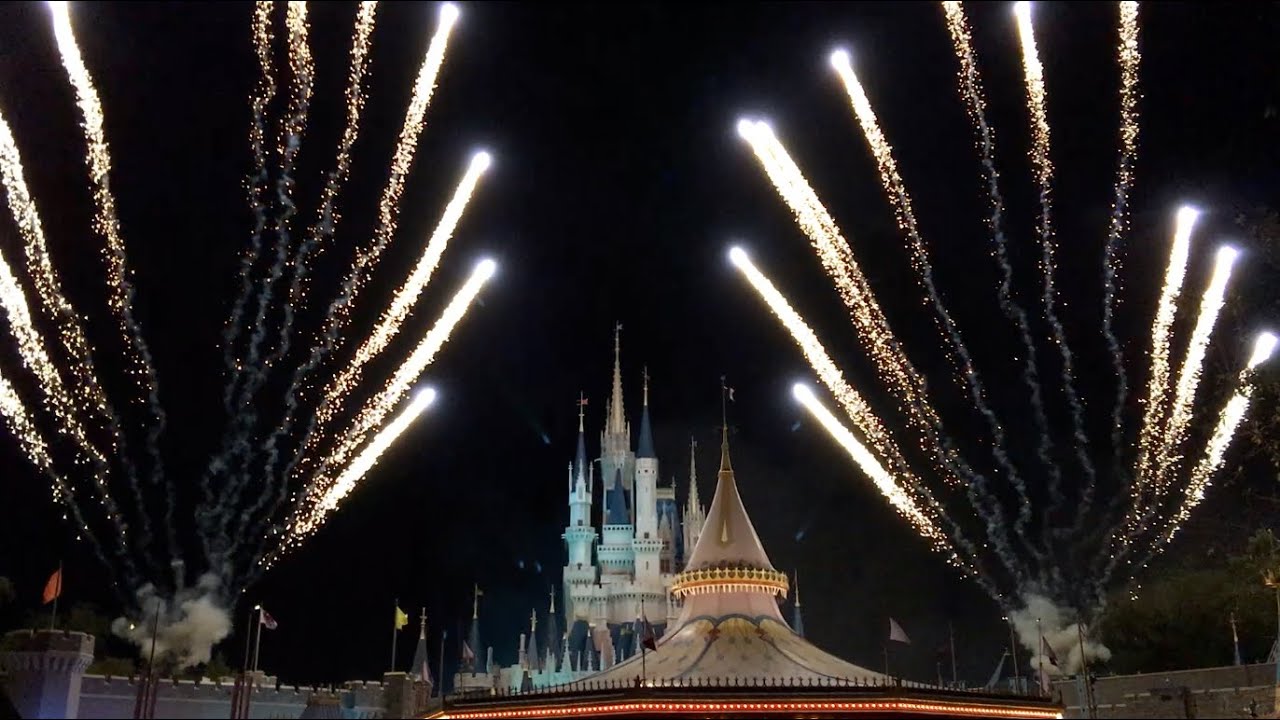 Fireworks at Magic Kingdom! Wishes Nighttime Spectacular Walt Disney World 