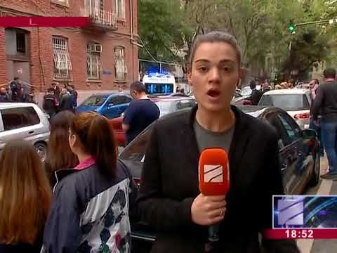 ბარნოვის ქუჩაზე 25 წლის გოგოს ყელი გამოჭრეს