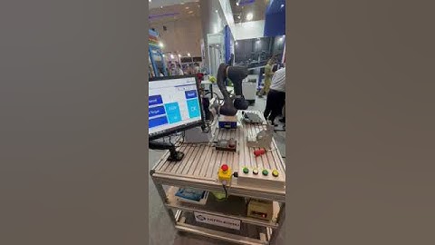 DOOSAN COBOT WITH ELECTRIC SCREWDRIVERS (NITTO KOHKI Model DLV45C) | BOLT APPLICATION