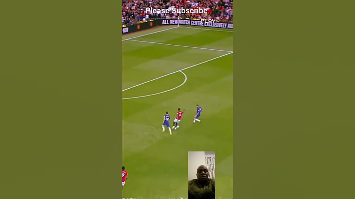 Dan James scores his first EPL Goal and Celebrates Infront of Dad😍