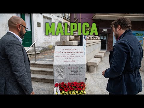 VOX homenajea a las víctimas del terrorismo frente al monumento en recuerdo de José Pardines