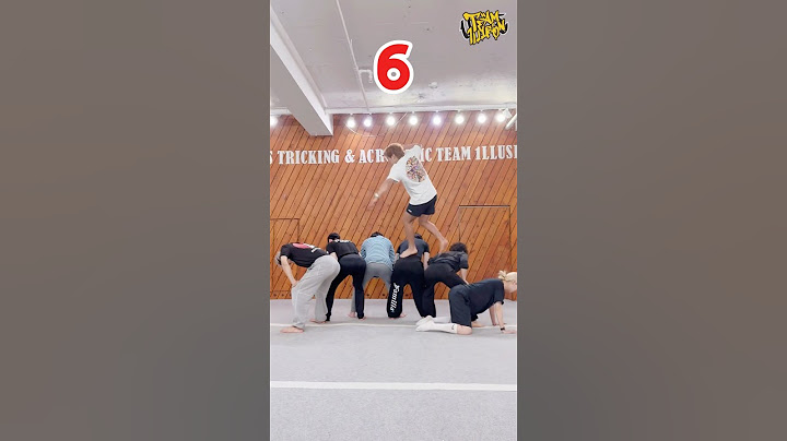 인간 징검다리⁉️😱 Human bridge