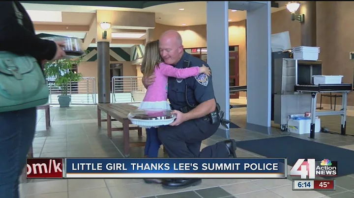 Little girl thanks Lee's Summit Police for saving birthday - DayDayNews