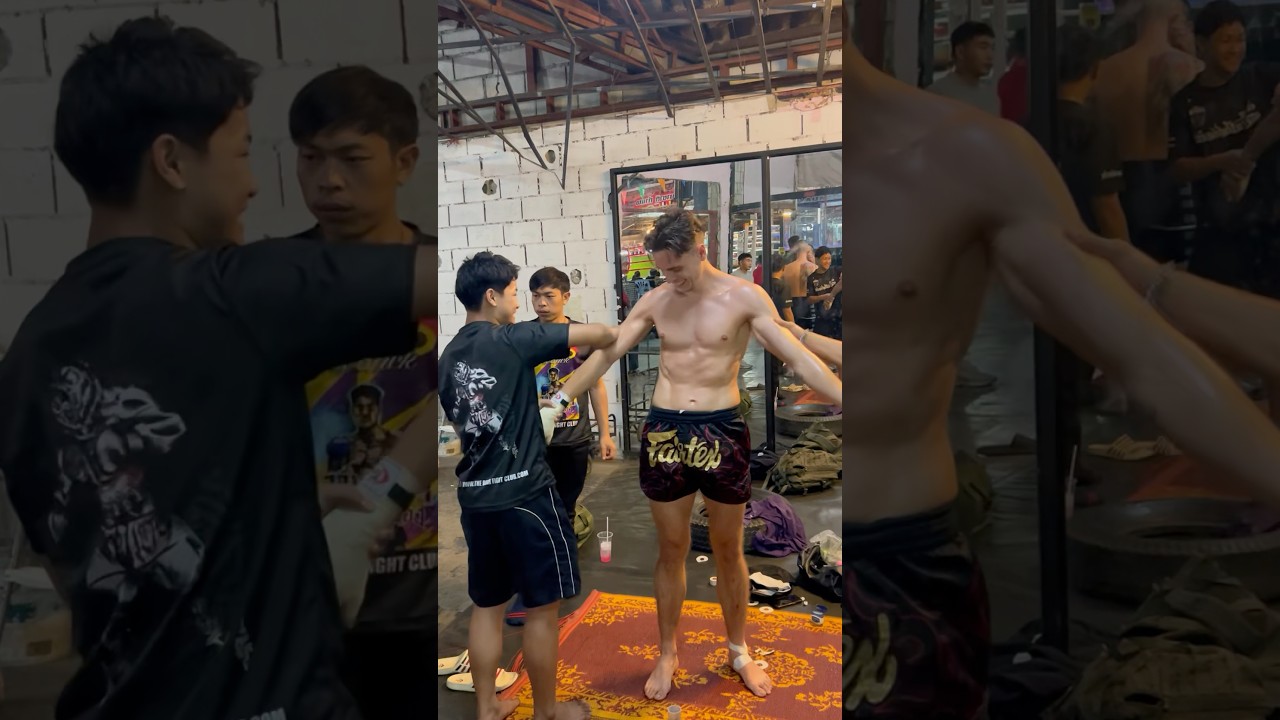 ⁣Could you fight Muay Thai in Thailand? #muaythai #fighter #boxing #mma #nakmuay #thailand #training