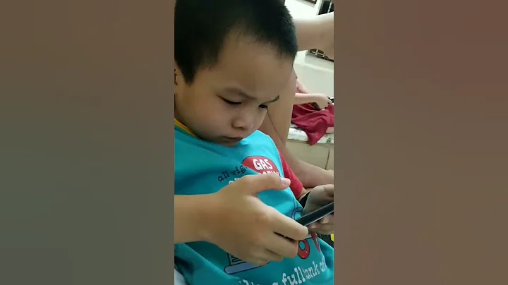 Yee Cheng dancing