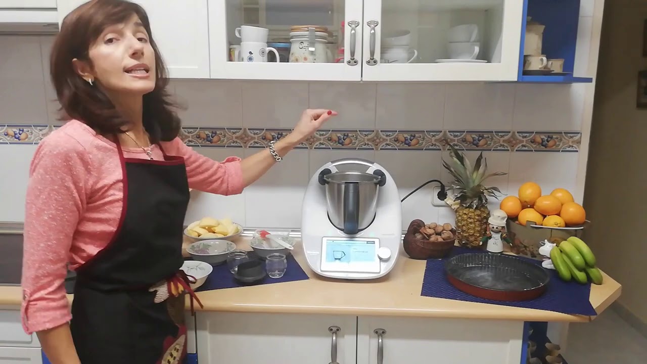 BIZCOCHO DE MANZANA EN THERMOMIX