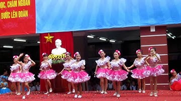 Niềm vui đến trường - Khai giảng năm học 2015-2016 trường Tiểu học Chu Văn An - Hà Nội