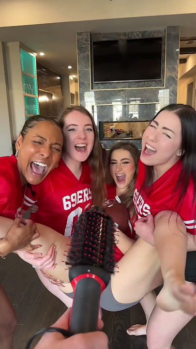 We won the Super Bowl!! #funny #skit #superbowl @Haileywingitt @luna_baylee_ @itsleolondon