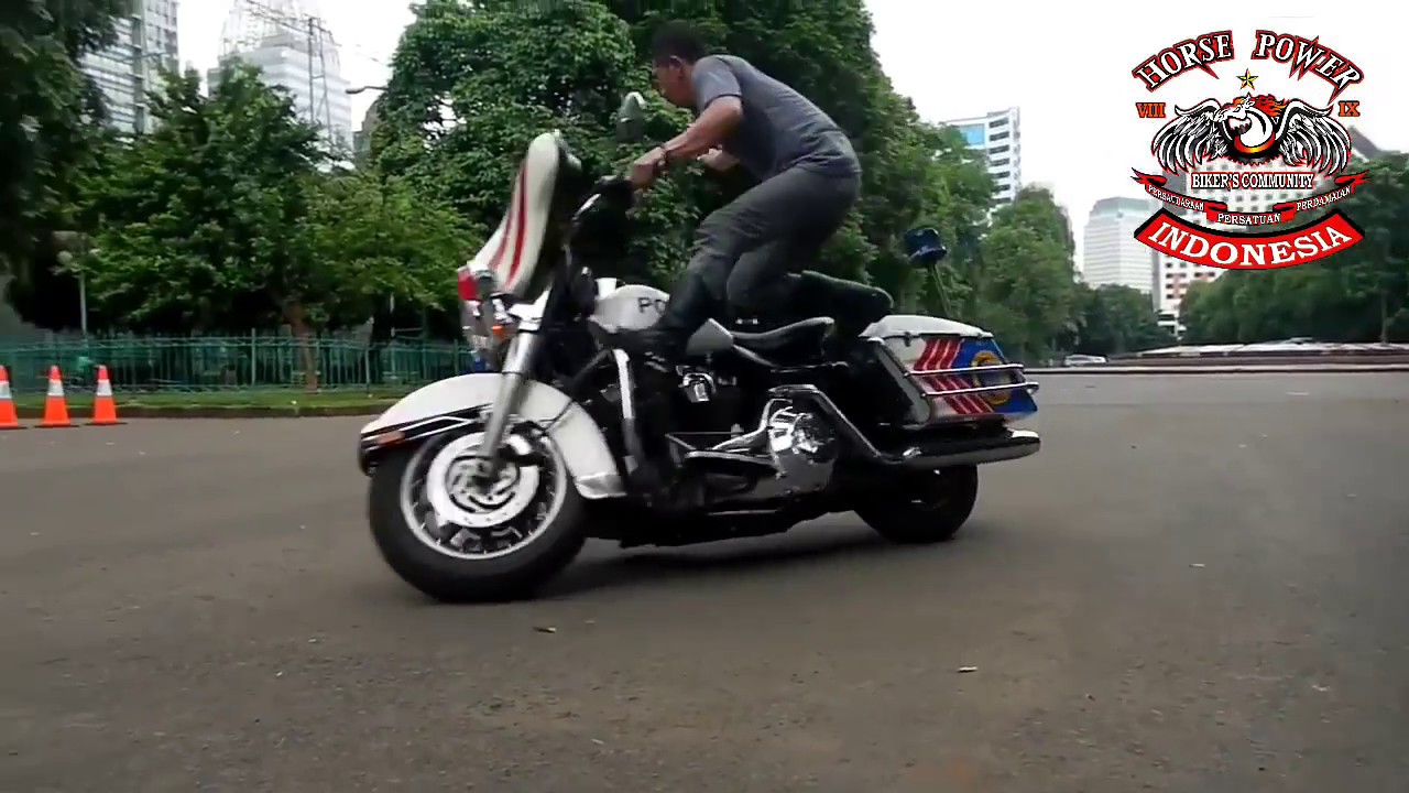 Horse Power Indonesia  Harley  Davidson  Freestyle Practice 