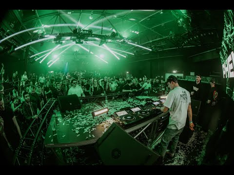 PHENIKZ FT. MC FLOW @ DROP THAT (THE END OF AN ERA) - LIVE AT BOOTSHAUS