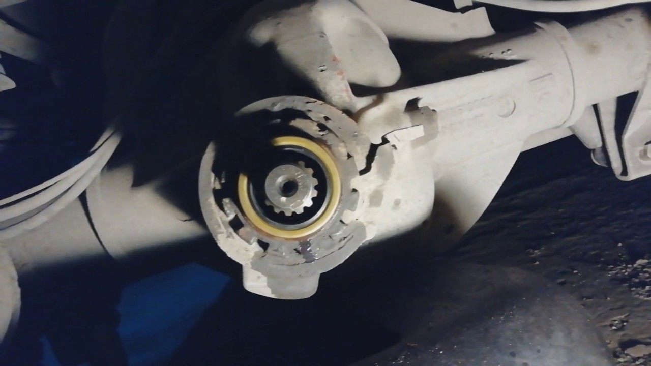 Mercedes-benz 814. Замена сальника редуктора - YouTube