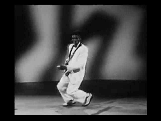 Chuck Berry - Rock 'N' Roll Music