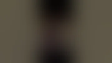 دكتور يضرب بنت ابرا 