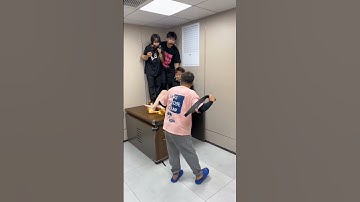 Thử thách bịt mắt bắt gà la hét #hài #haihuoc #thuthach